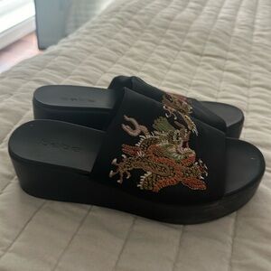 y2k bebe platform sandal